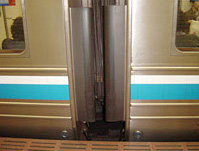 車両間転落防止設備image